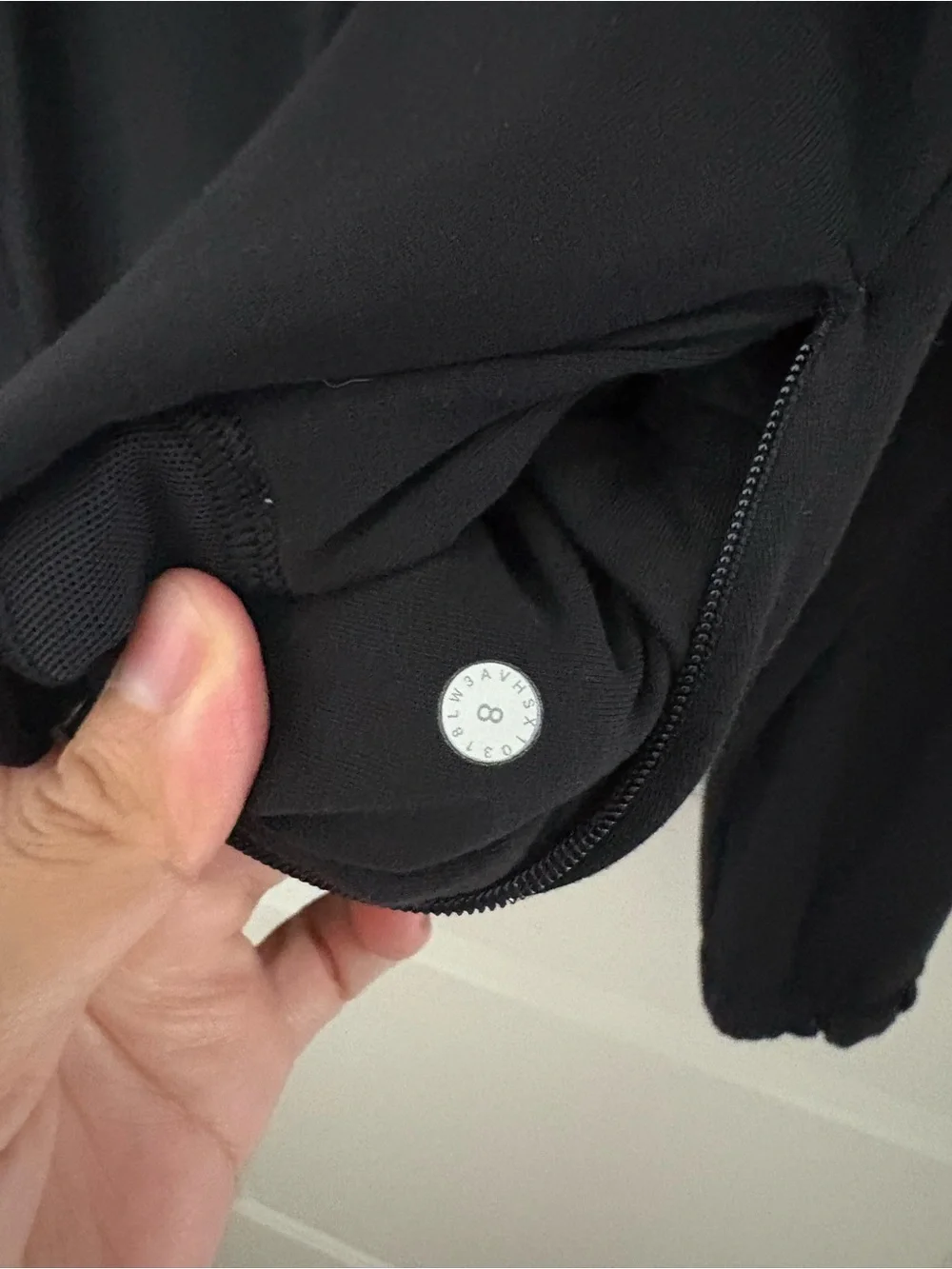 lululemon athletica Black Crewneck Hooded Sweater size 8